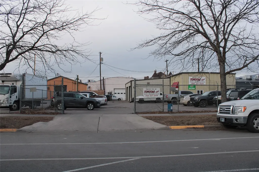 128 S 5th Street W Missoula MT 59801