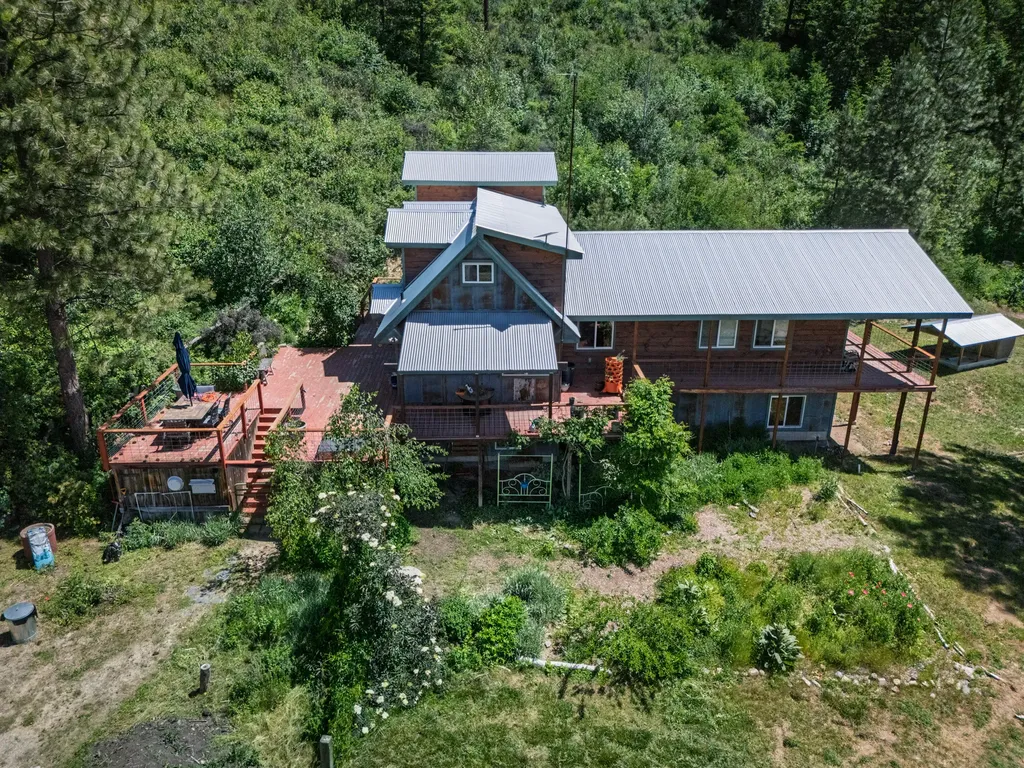 700 Eastside Road Troy MT 59935