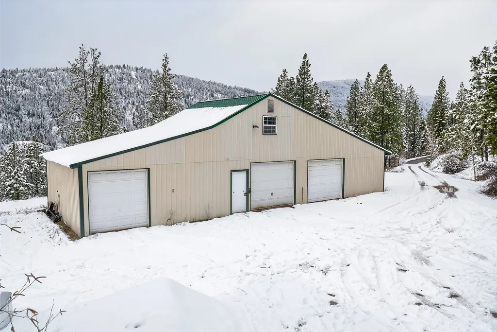 700 Eastside Road Troy MT 59935