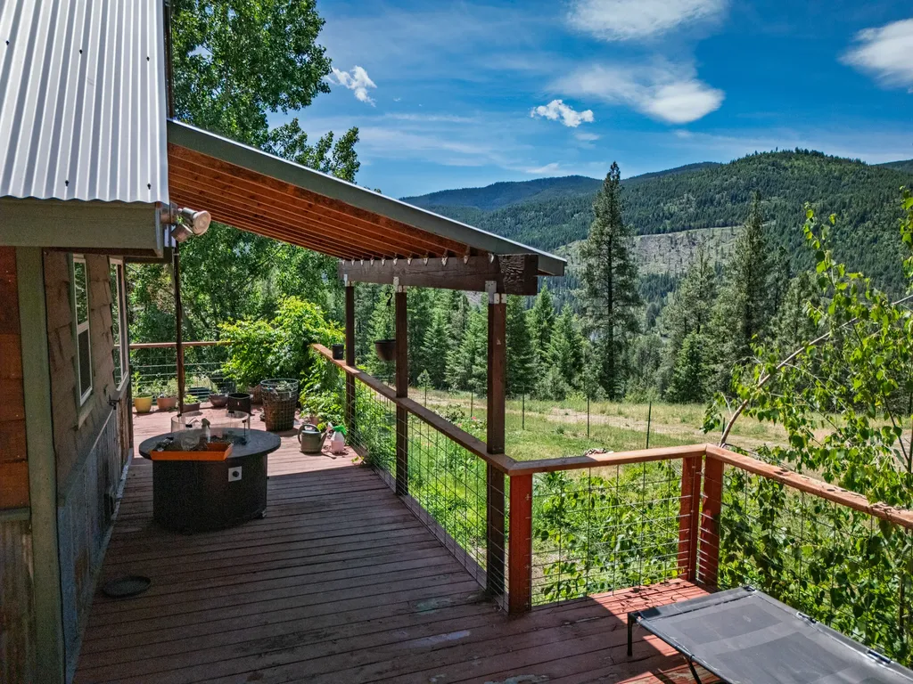 700 Eastside Road Troy MT 59935
