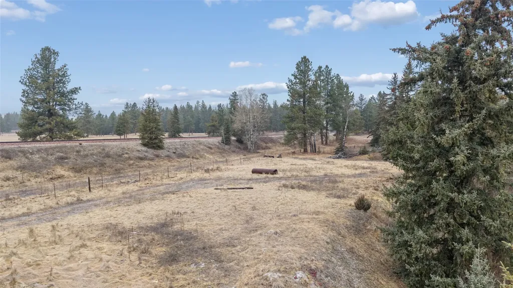 Nhn Tobacco Road Eureka MT 59917