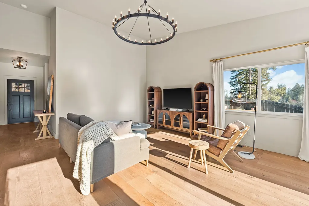 138 Crystal View Court Lakeside MT 59922