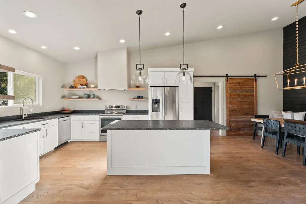 138 Crystal View Court Lakeside MT 59922