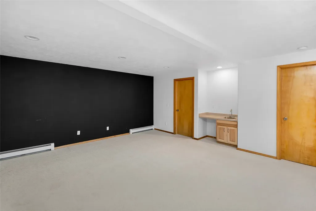 193 Cormoret Loop Florence MT 59833