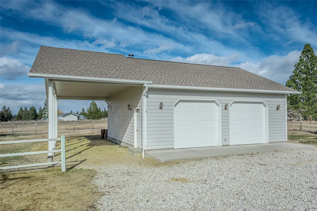 193 Cormoret Loop Florence MT 59833