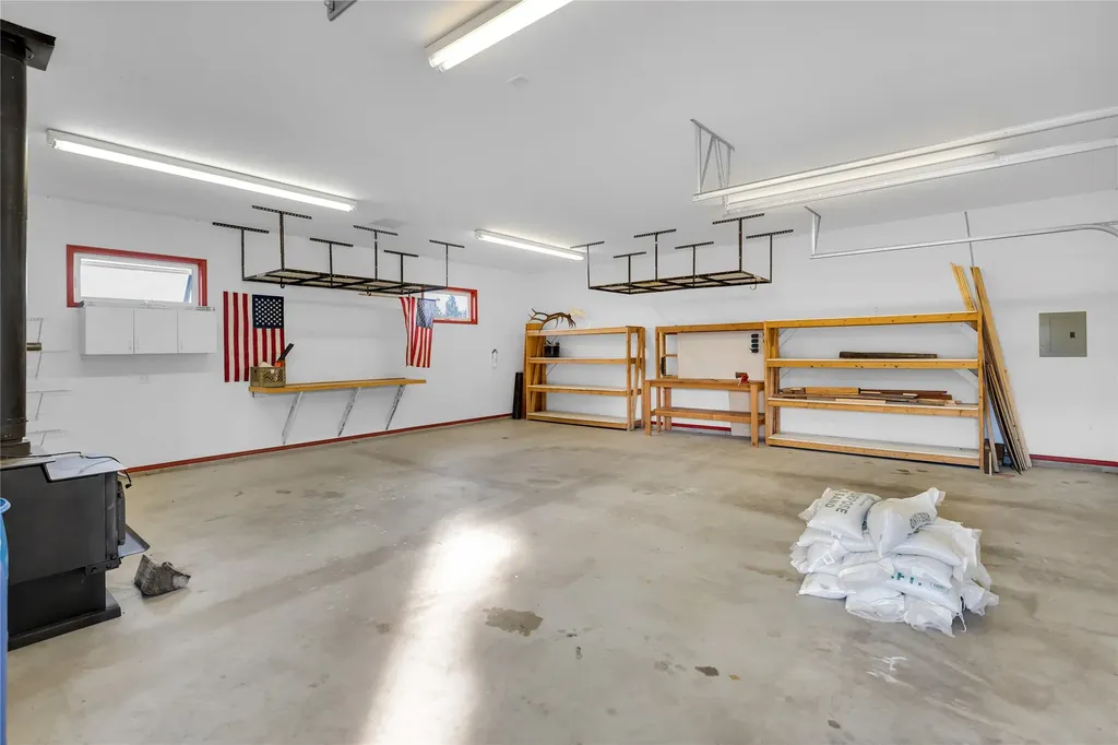 193 Cormoret Loop Florence MT 59833