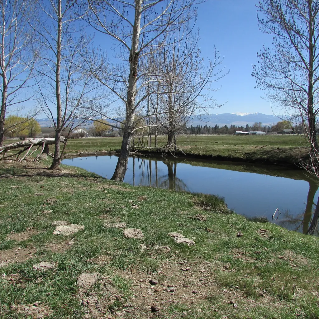 Nhn Meridian Road Victor MT 59875