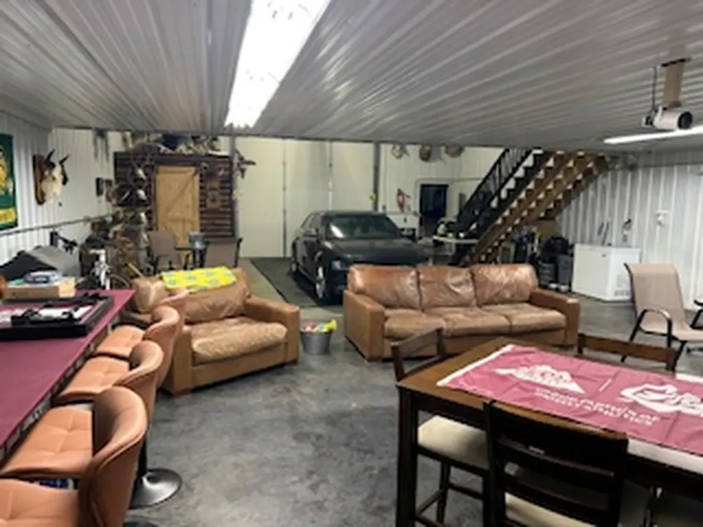 315 E Allard Street Glendive MT 59330