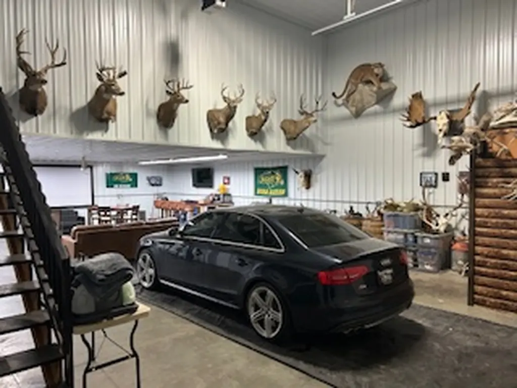 315 E Allard Street Glendive MT 59330