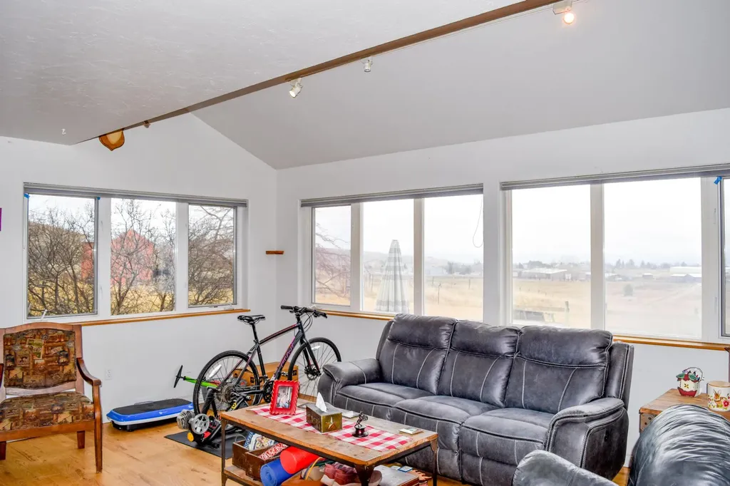 41628 Ranch Road Polson MT 59860