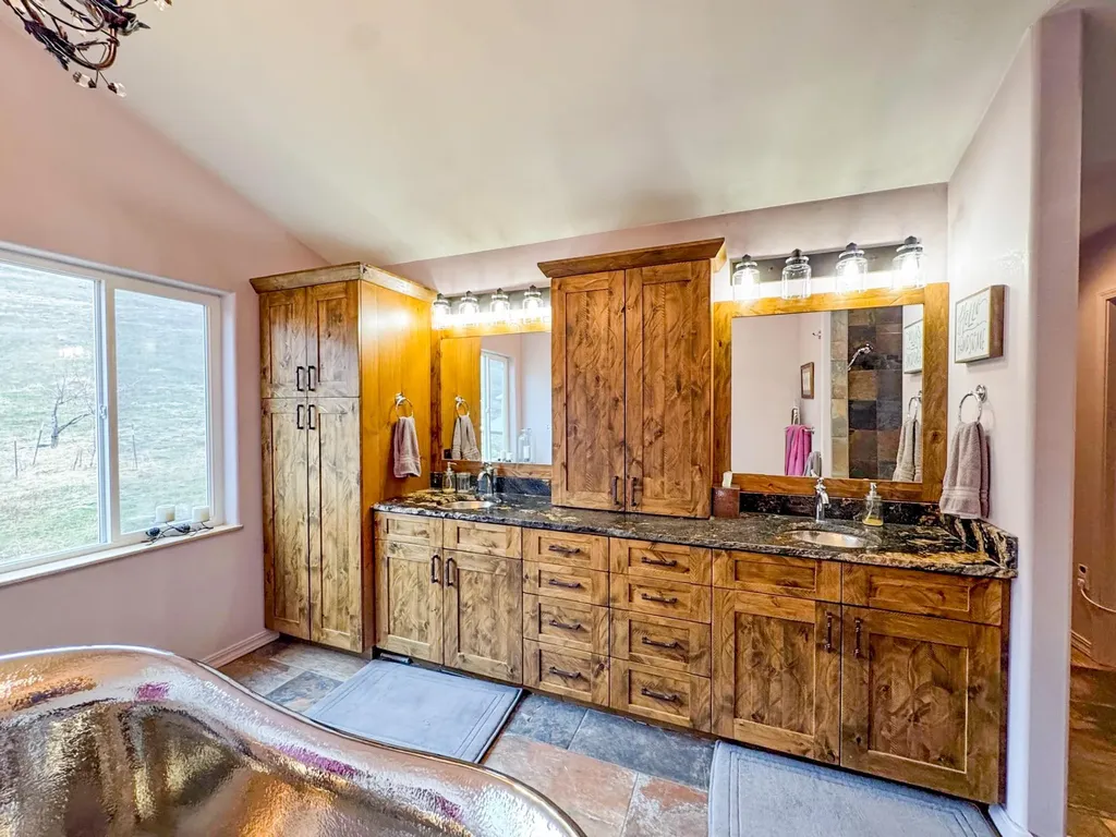 41628 Ranch Road Polson MT 59860