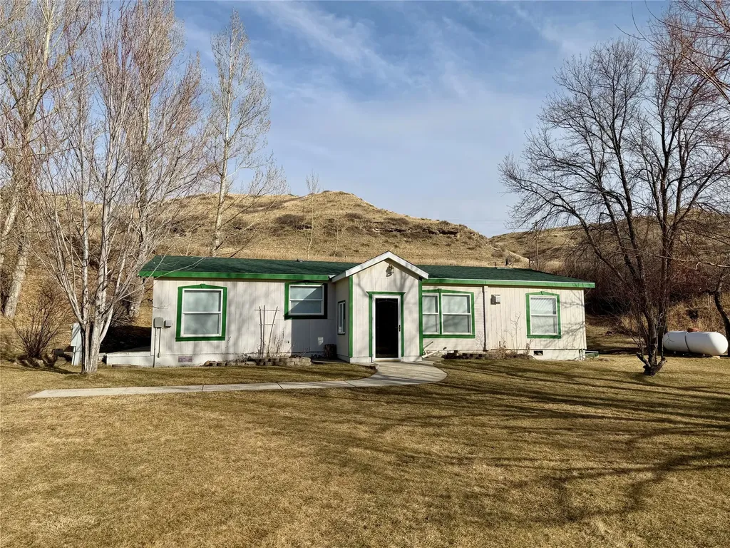 1108 Mc Guire Avenue Highwood MT 59450