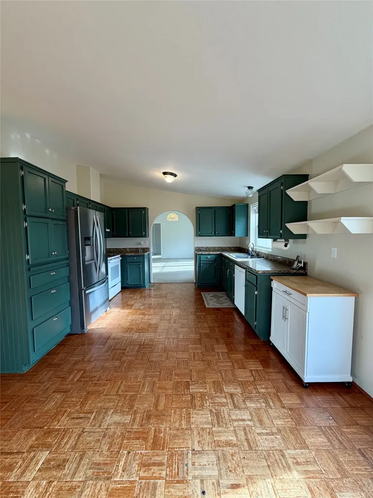 1108 Mc Guire Avenue Highwood MT 59450