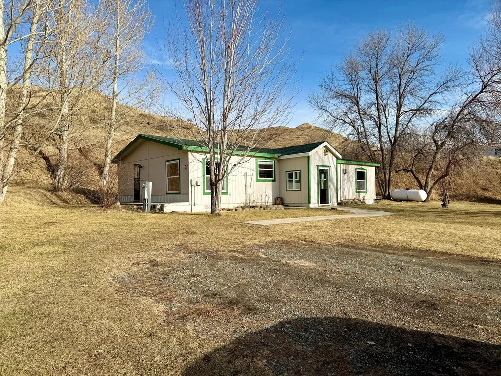1108 Mc Guire Avenue Highwood MT 59450