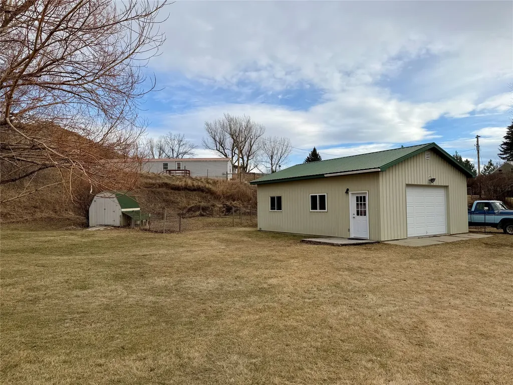 1108 Mc Guire Avenue Highwood MT 59450