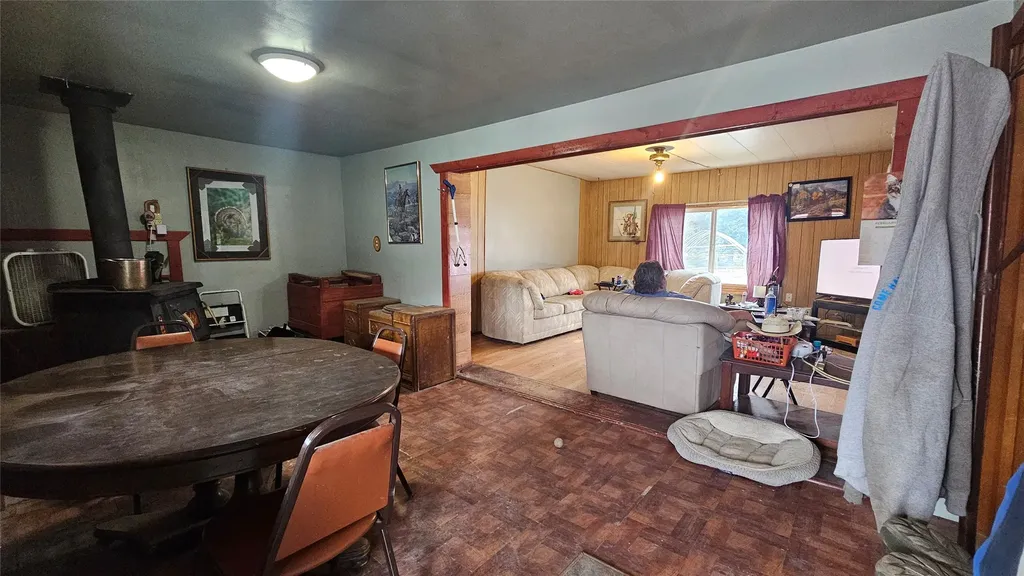 4176 E Willow Creek Road Lincoln MT 59639