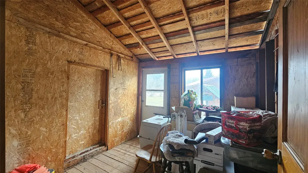 4176 E Willow Creek Road Lincoln MT 59639