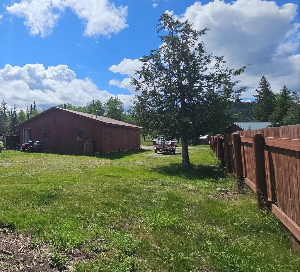 4176 E Willow Creek Road Lincoln MT 59639