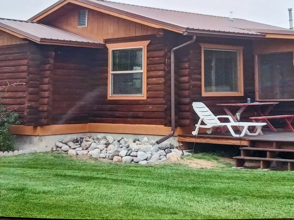 240 Ponderosa Road Melrose MT 59743