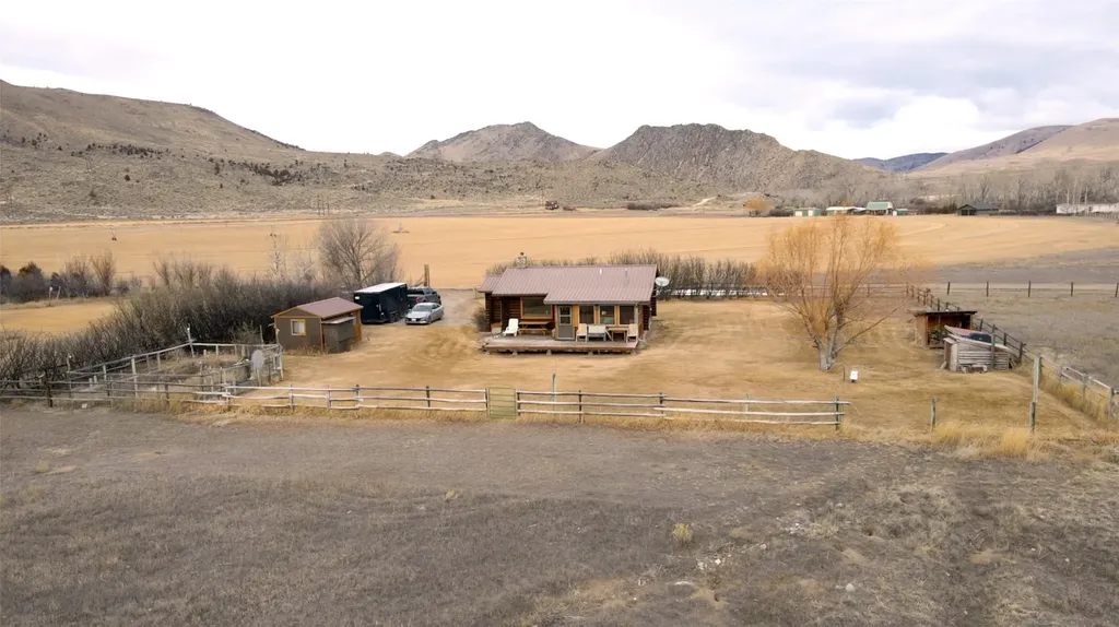 240 Ponderosa Road Melrose MT 59743