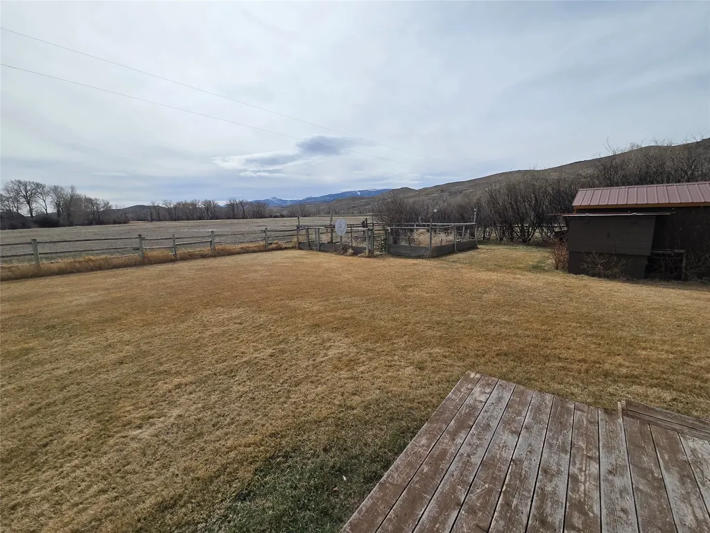 240 Ponderosa Road Melrose MT 59743