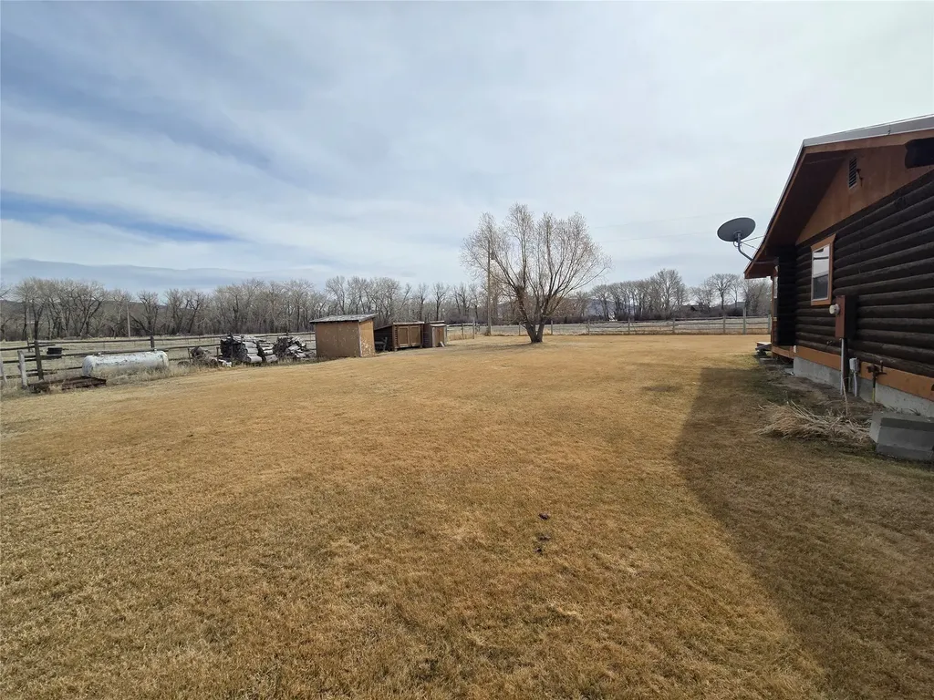 240 Ponderosa Road Melrose MT 59743