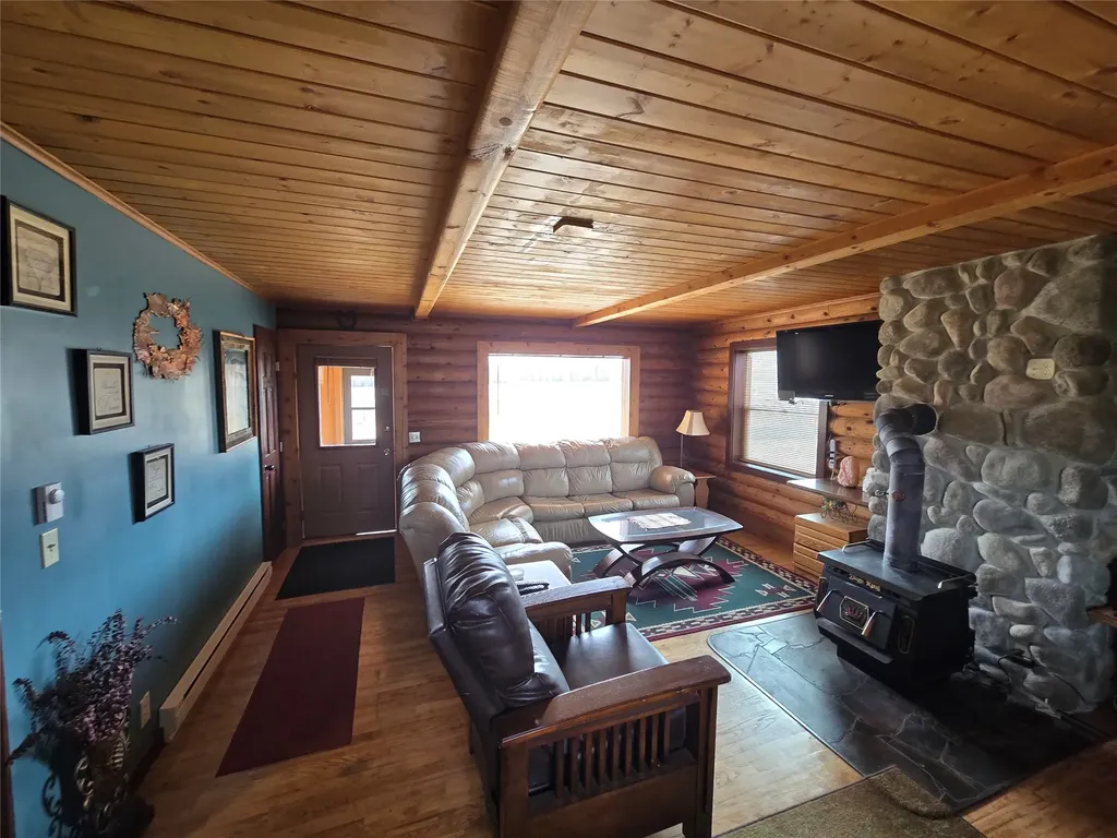 240 Ponderosa Road Melrose MT 59743