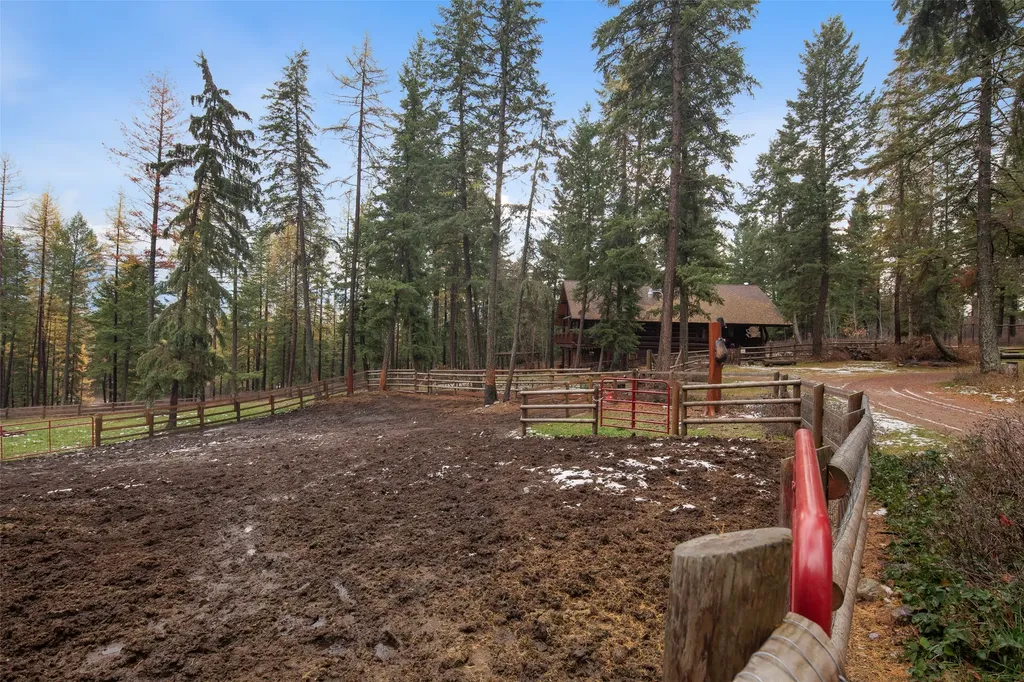 290 Larch Ridge Columbia Falls MT 59912