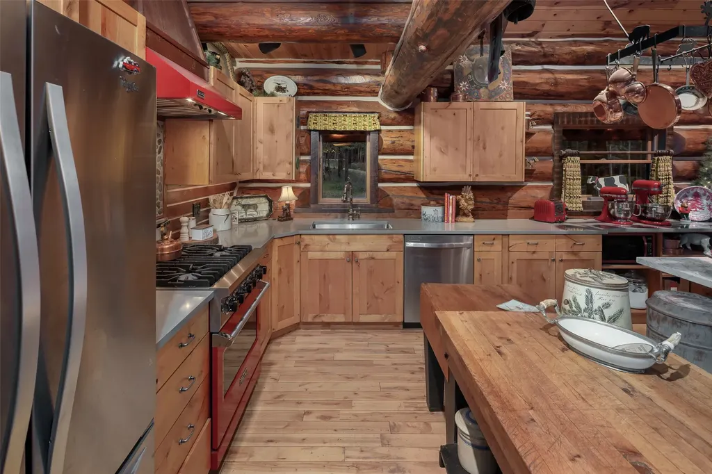 290 Larch Ridge Columbia Falls MT 59912