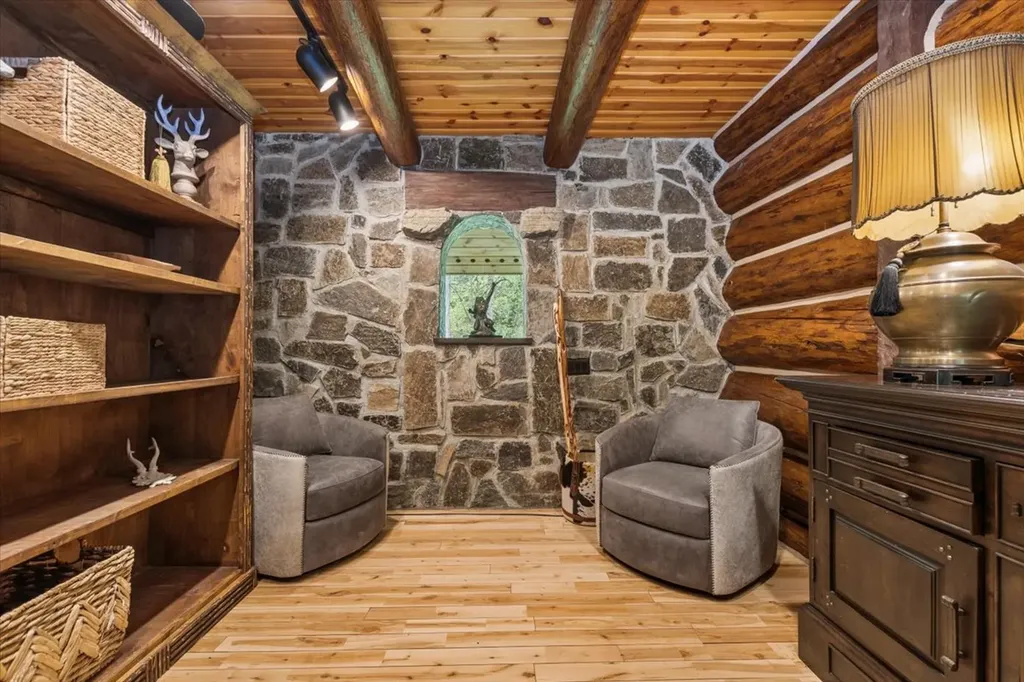 290 Larch Ridge Columbia Falls MT 59912