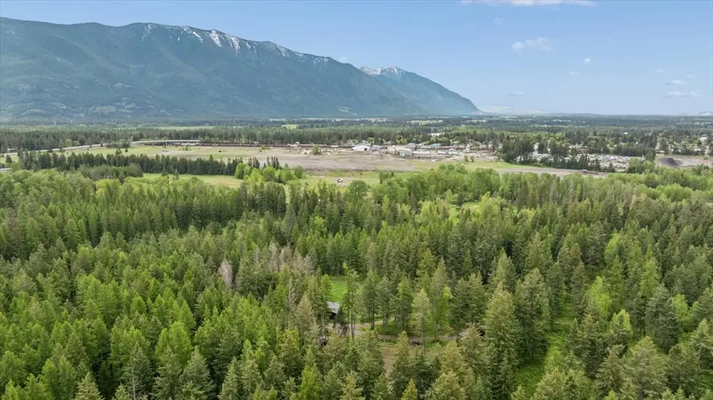 290 Larch Ridge Columbia Falls MT 59912