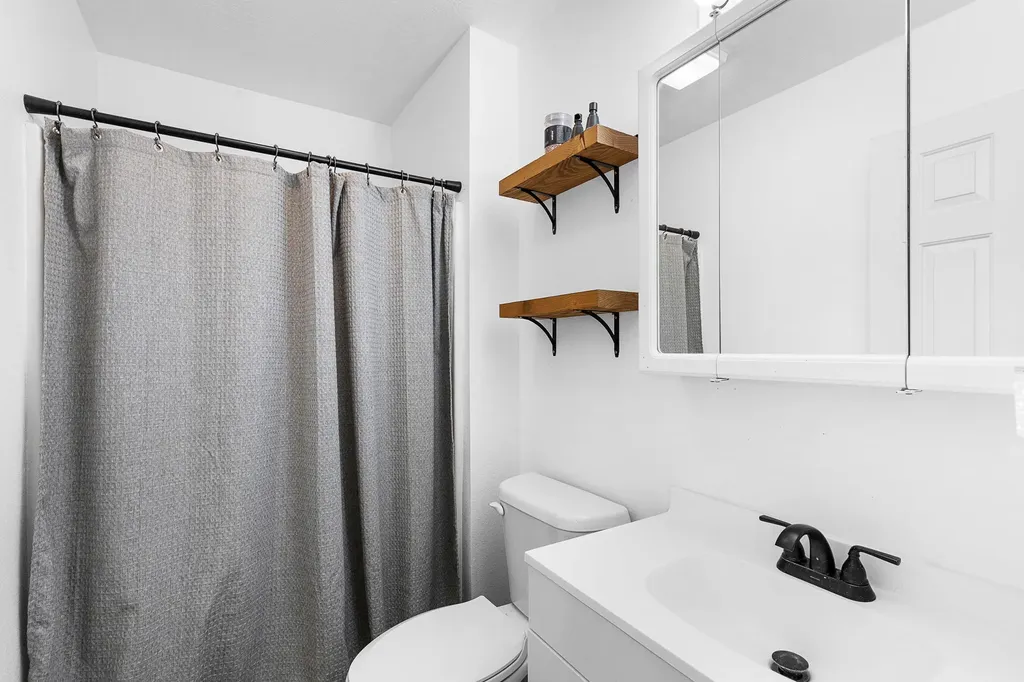 122 Harry Court Hamilton MT 59840