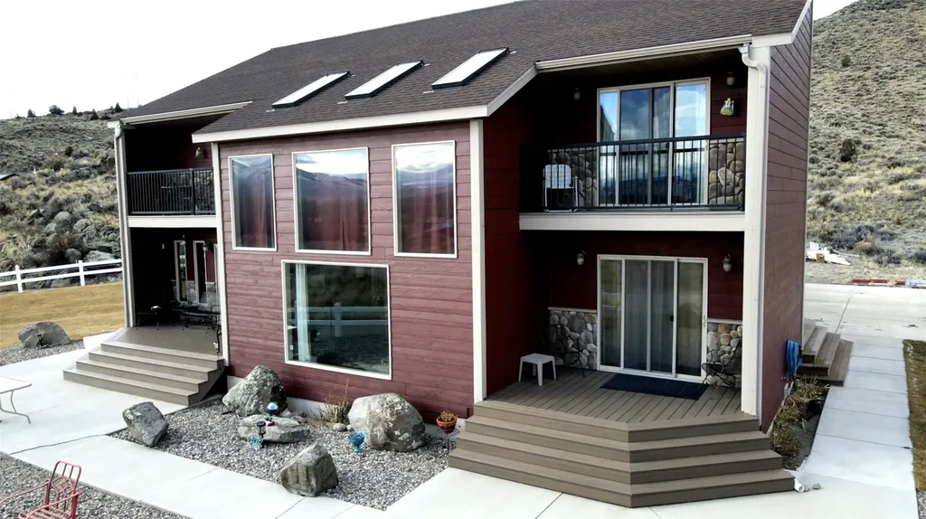 2651 Big Horn Road Melrose MT 59743