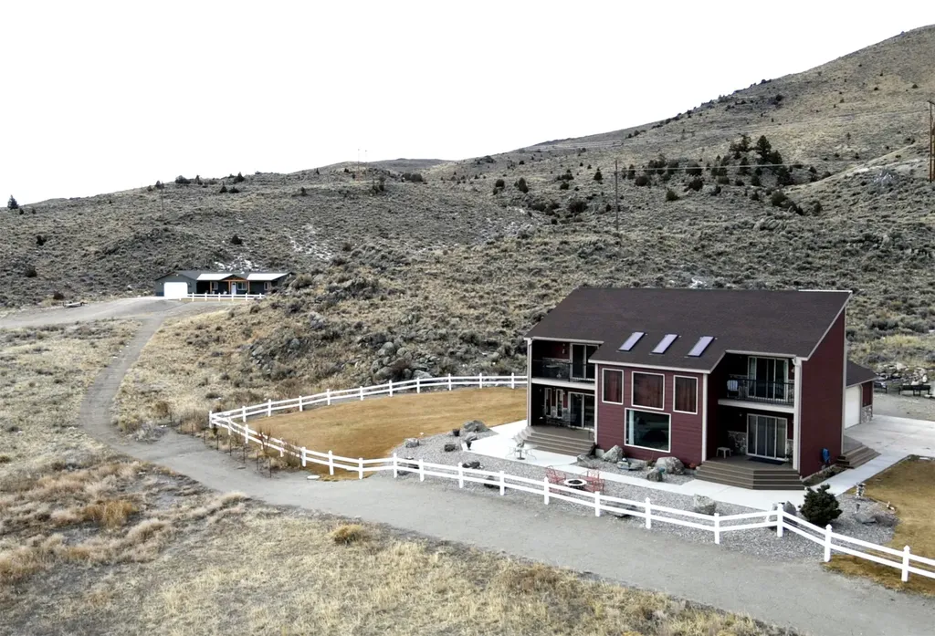 2651 Big Horn Road Melrose MT 59743