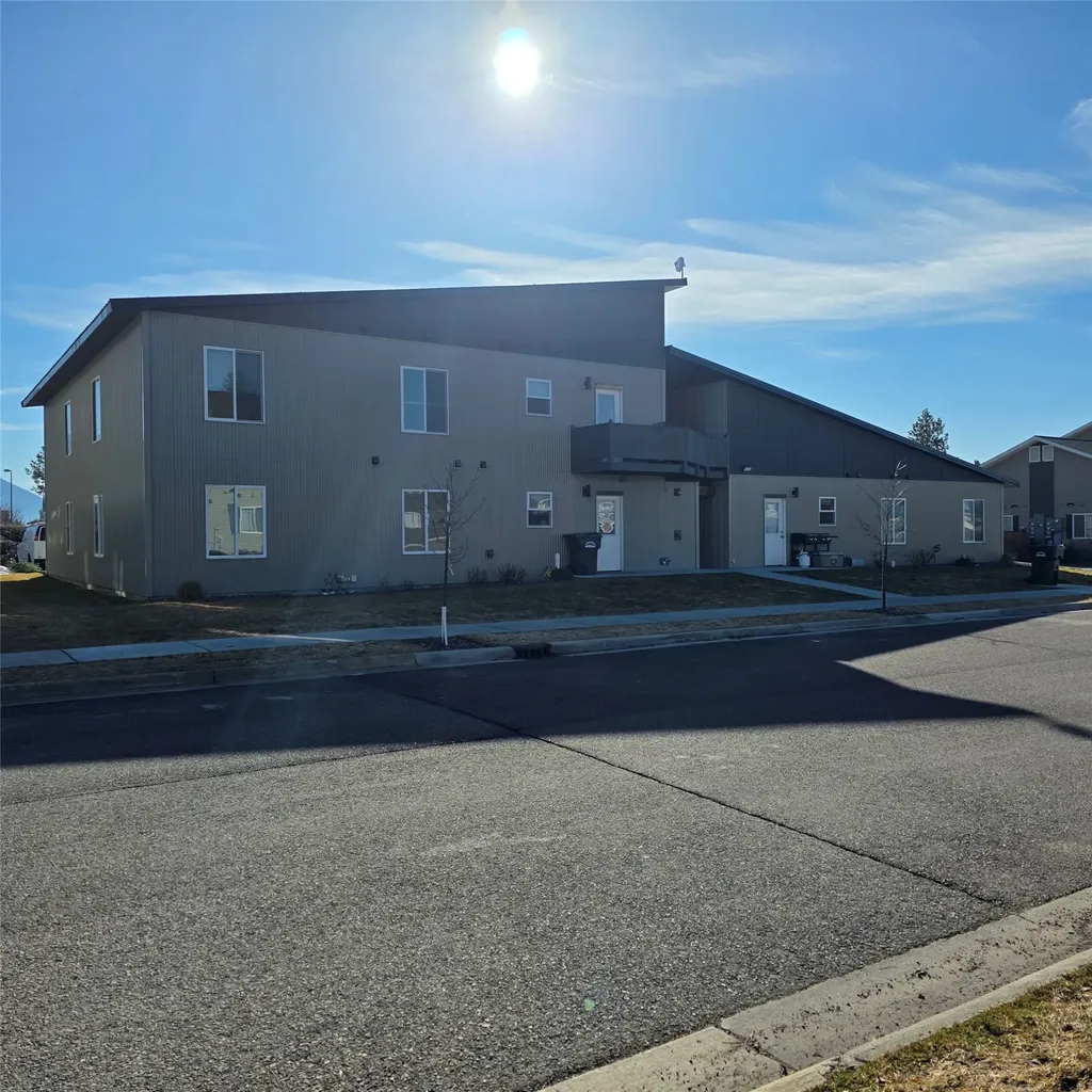 10 Diane Road Columbia Falls MT 59912