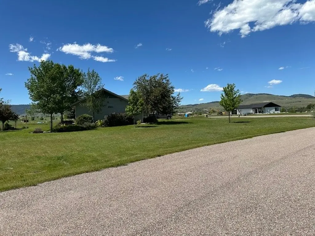 34695 Eagle Crest Drive Polson MT 59860