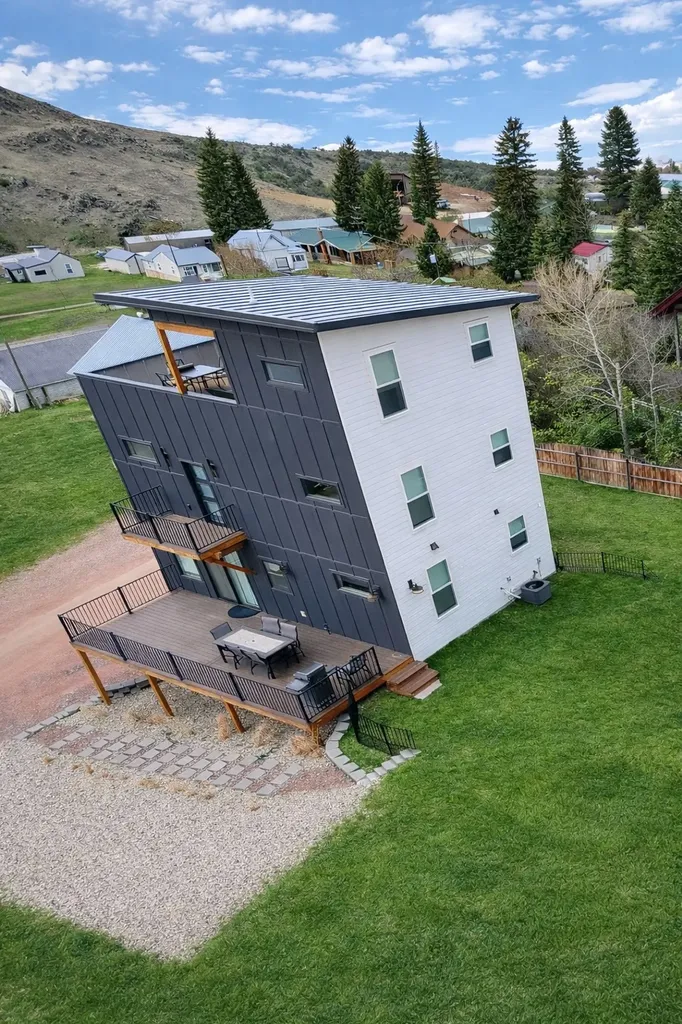 217 W Granite Street Philipsburg MT 59858