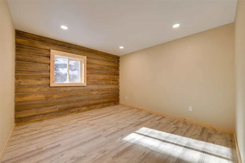 11045 Stemple Pass Road Lincoln MT 59639