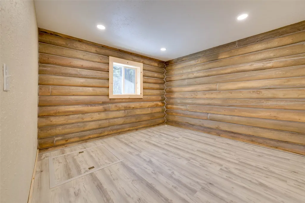 11045 Stemple Pass Road Lincoln MT 59639