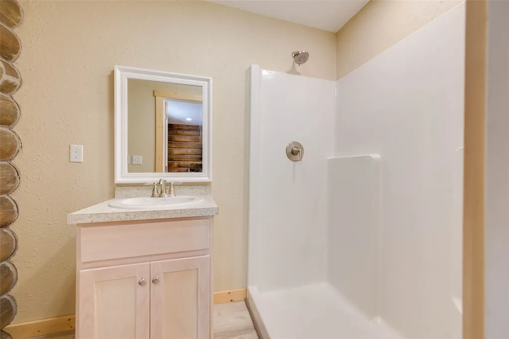11045 Stemple Pass Road Lincoln MT 59639