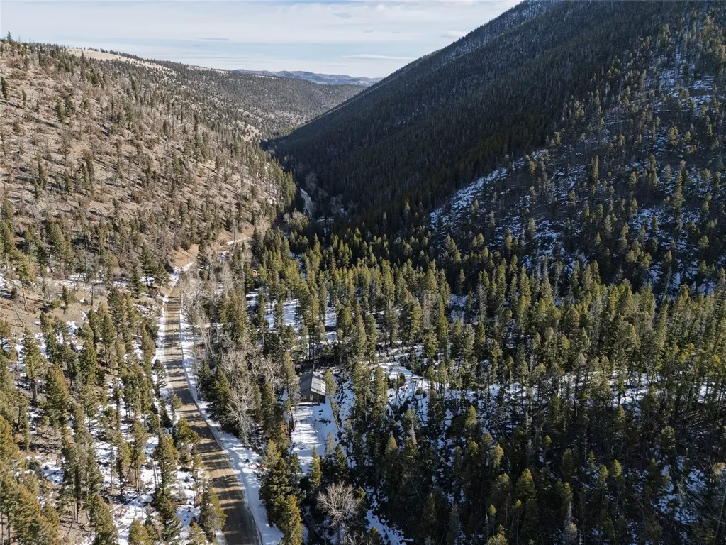 11045 Stemple Pass Road Lincoln MT 59639