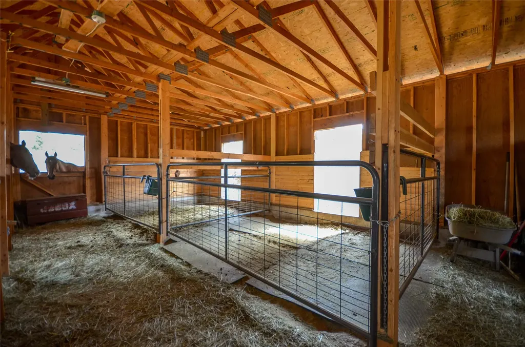 5 Alpine Valley Lane Clancy MT 59634