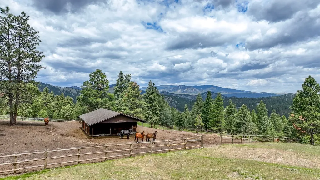 5 Alpine Valley Lane Clancy MT 59634