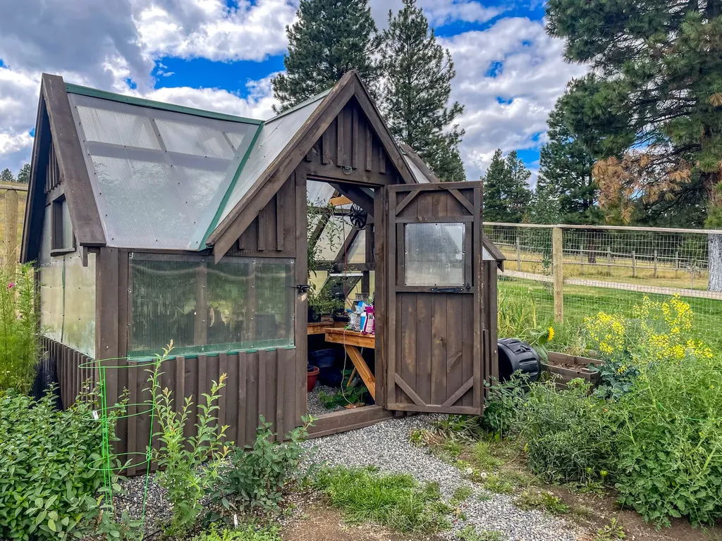 5 Alpine Valley Lane Clancy MT 59634