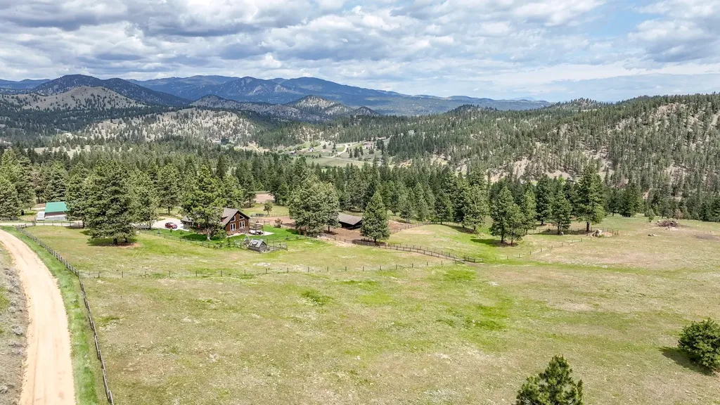 5 Alpine Valley Lane Clancy MT 59634