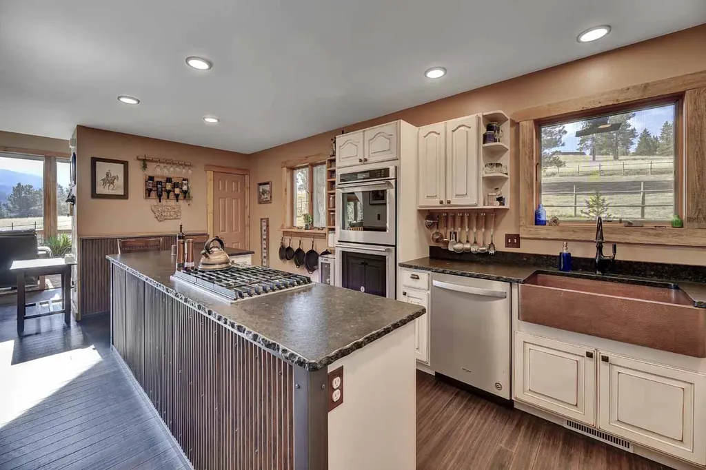 5 Alpine Valley Lane Clancy MT 59634