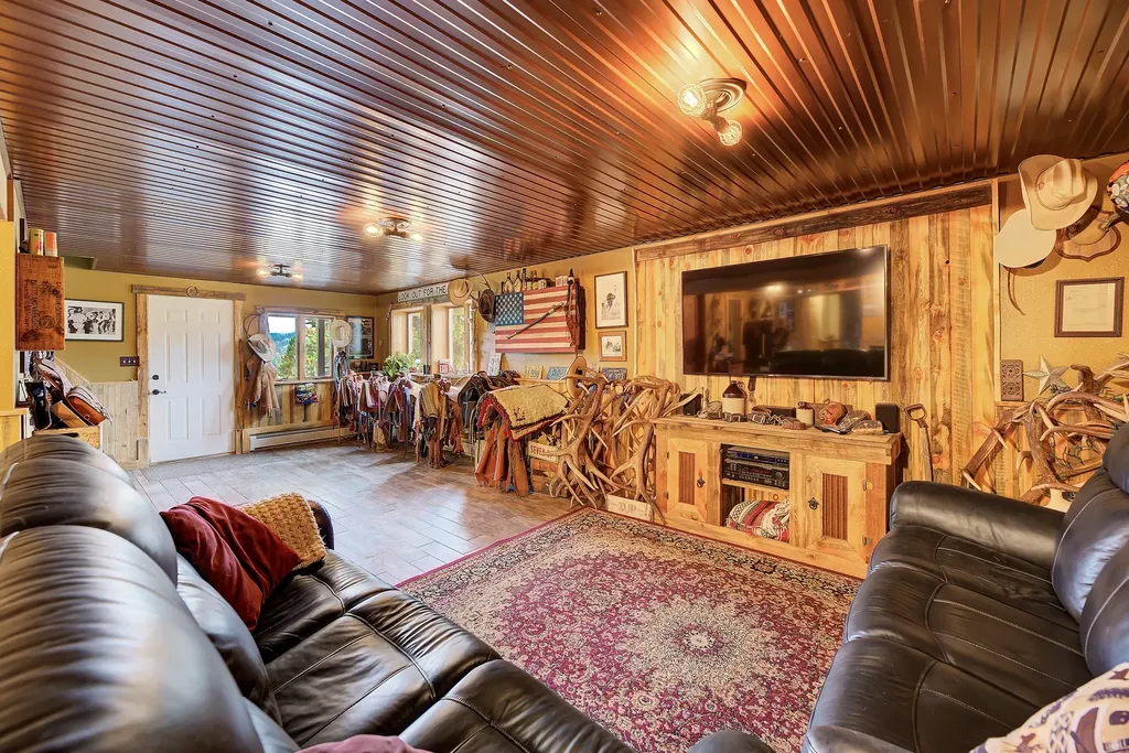 5 Alpine Valley Lane Clancy MT 59634