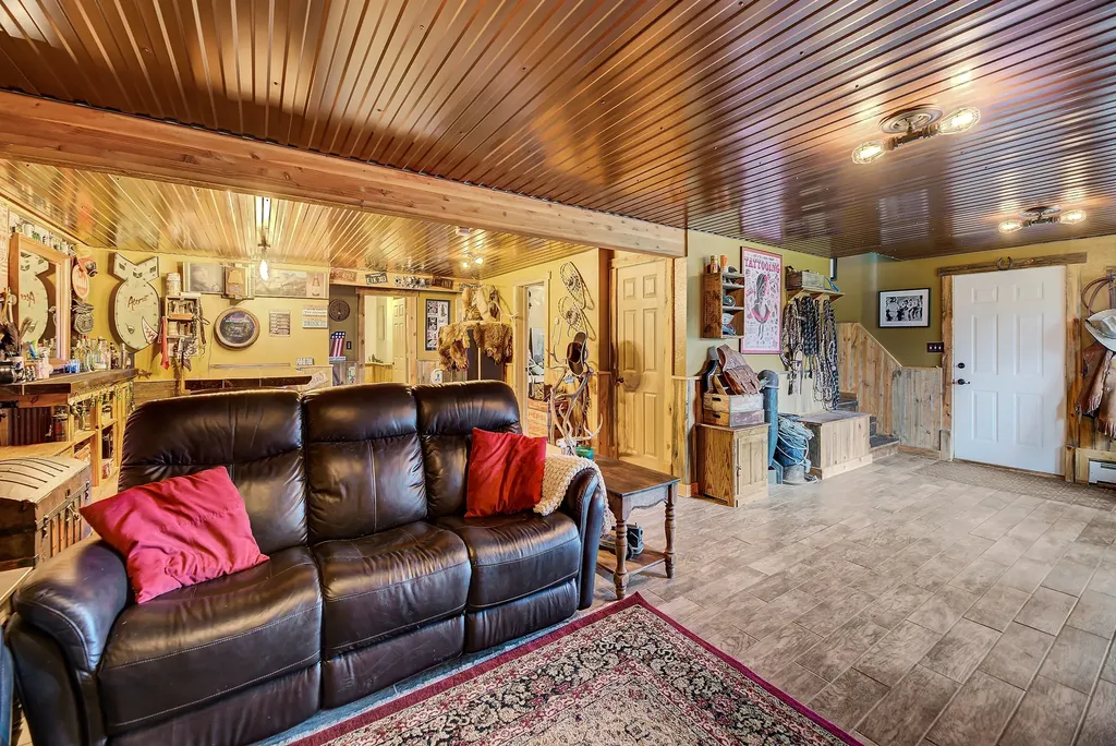5 Alpine Valley Lane Clancy MT 59634