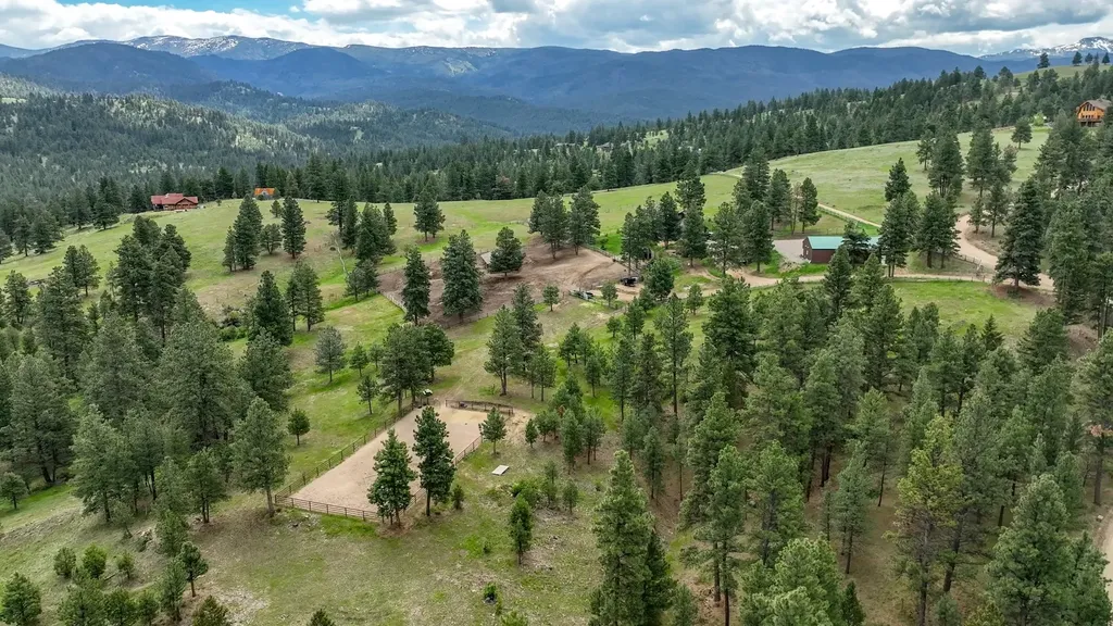 5 Alpine Valley Lane Clancy MT 59634