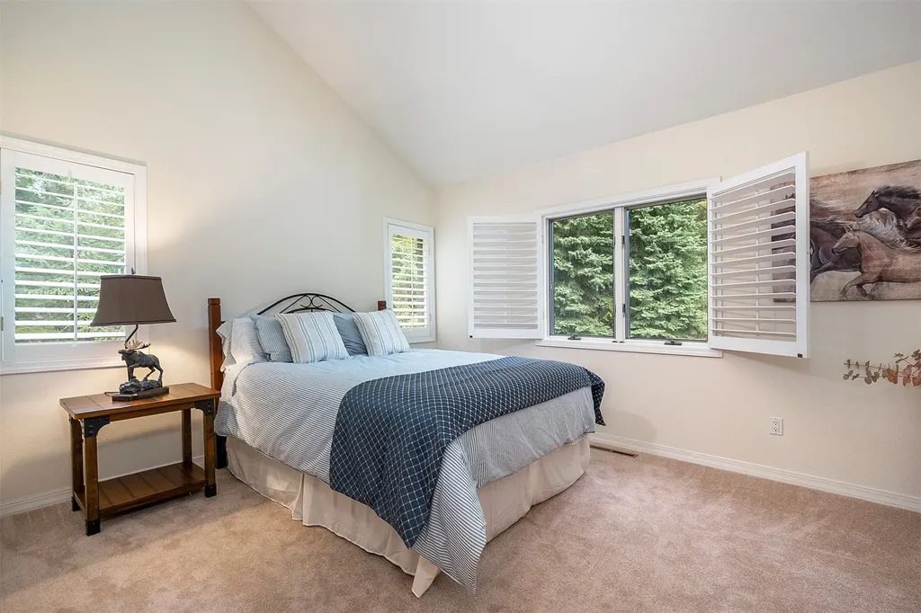 135 Little Mountain Road Whitefish MT 59937